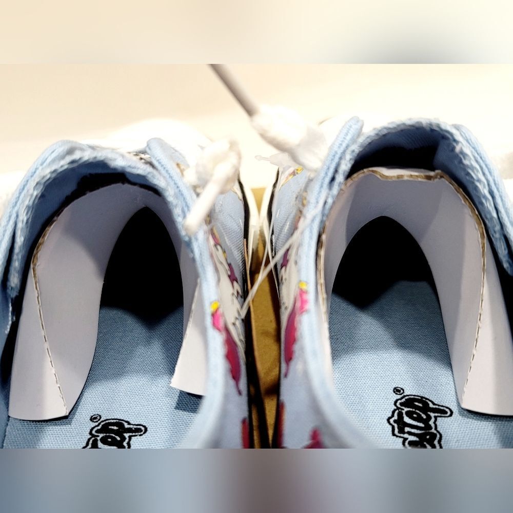 Weestep Kids Girls Lace Up Blue Unicorn Canvas Sneakers Shoes Size 11 NWT, NWB - Picture 10 of 16